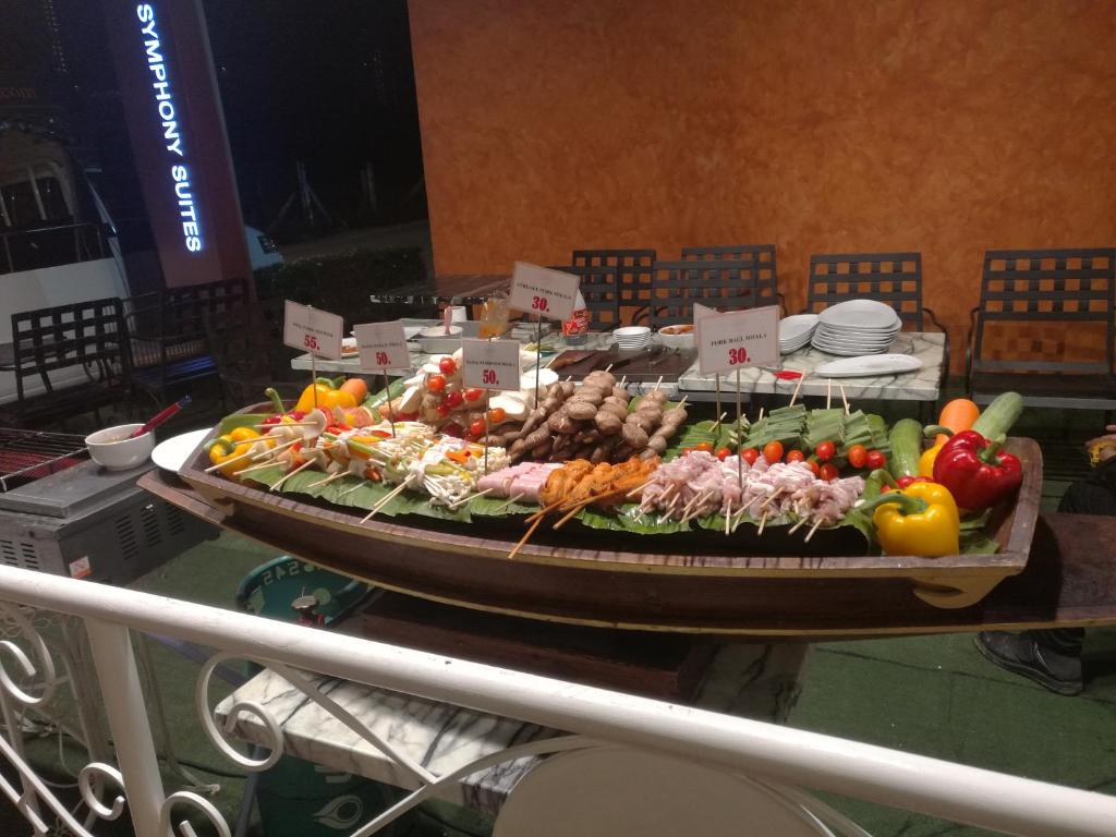 Venetian Poseidon Pool Hotel - Resim 17