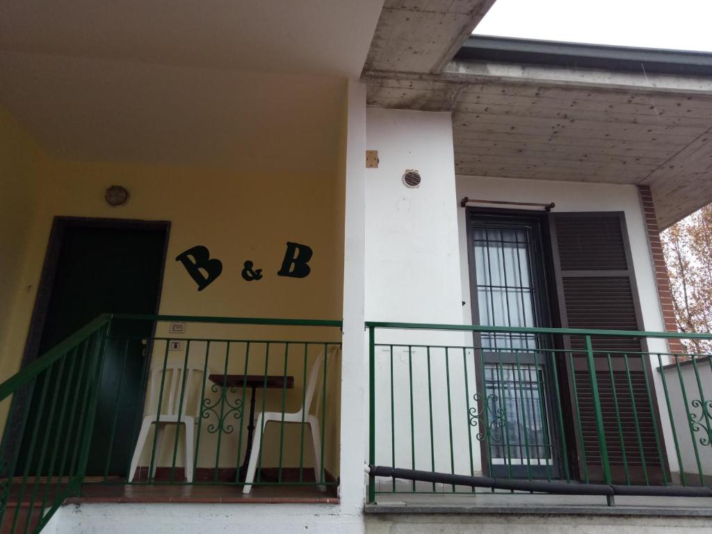 Balkón nebo terasa v ubytování B&B MIke