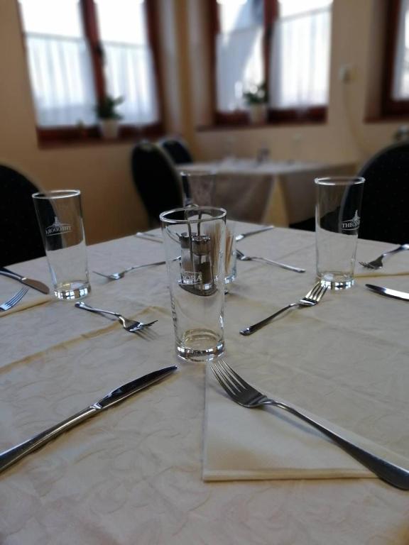 Restaurace v ubytování Ipari Park Panzió