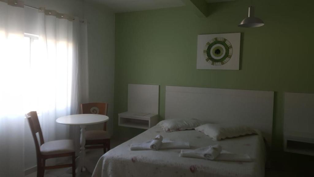  Hotel Enseada