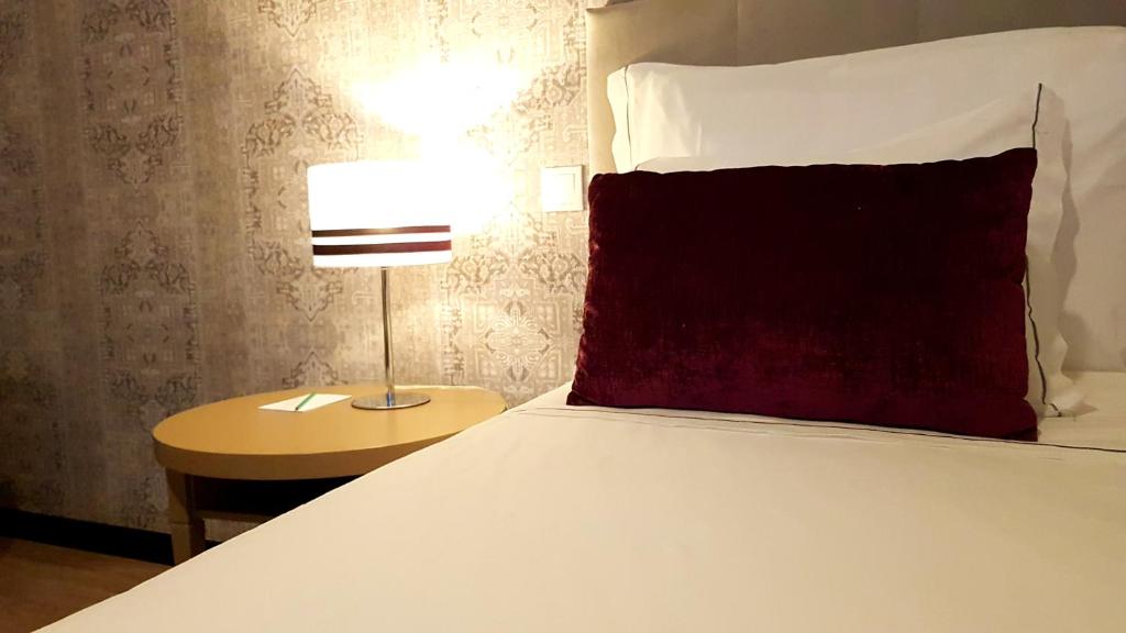 Santa Cruz Village Hotel - 2