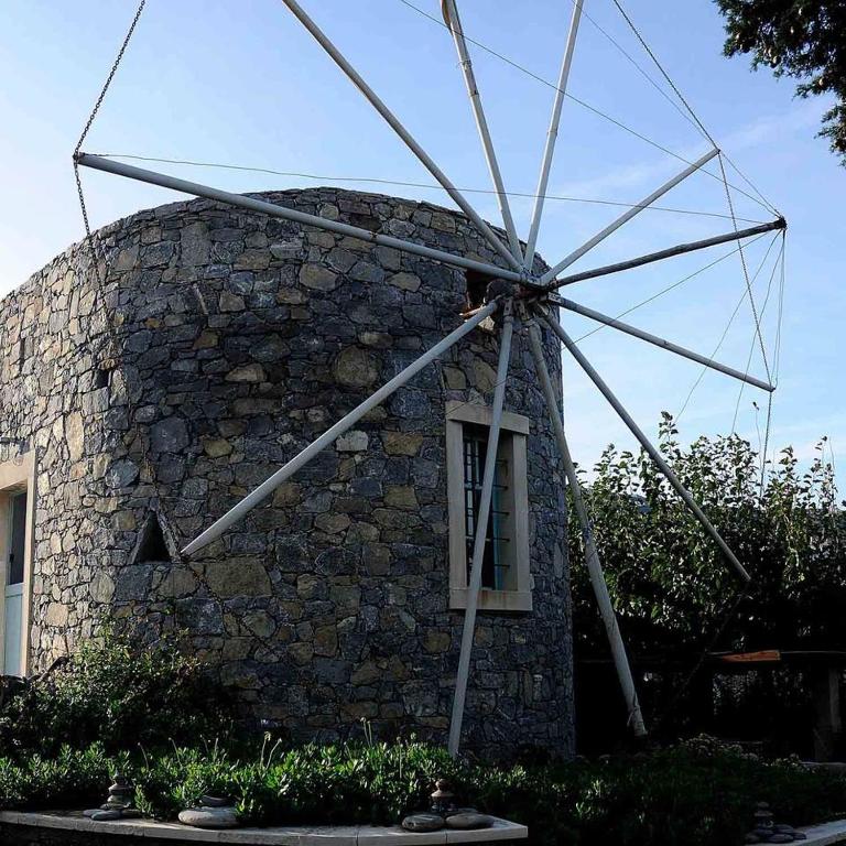 The building in which the holiday home is located