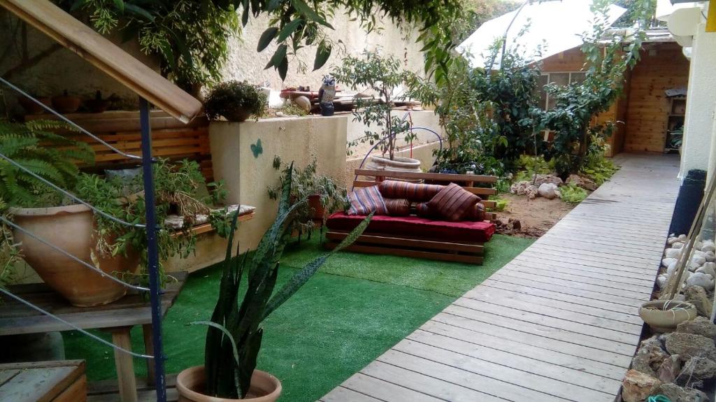 Wonderful Garden Apartment, Tel Aviv – Updated 2024 Prices