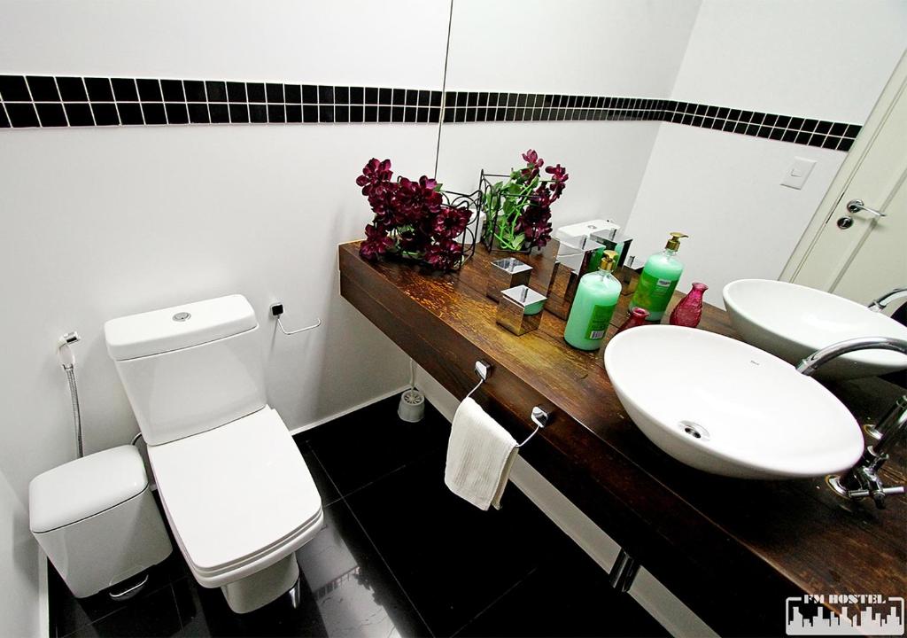  FM Hostel