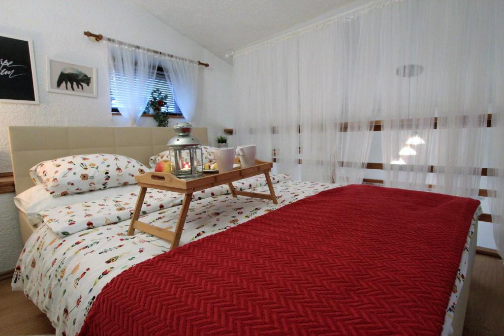 House in center of Gospic with big garden - 17