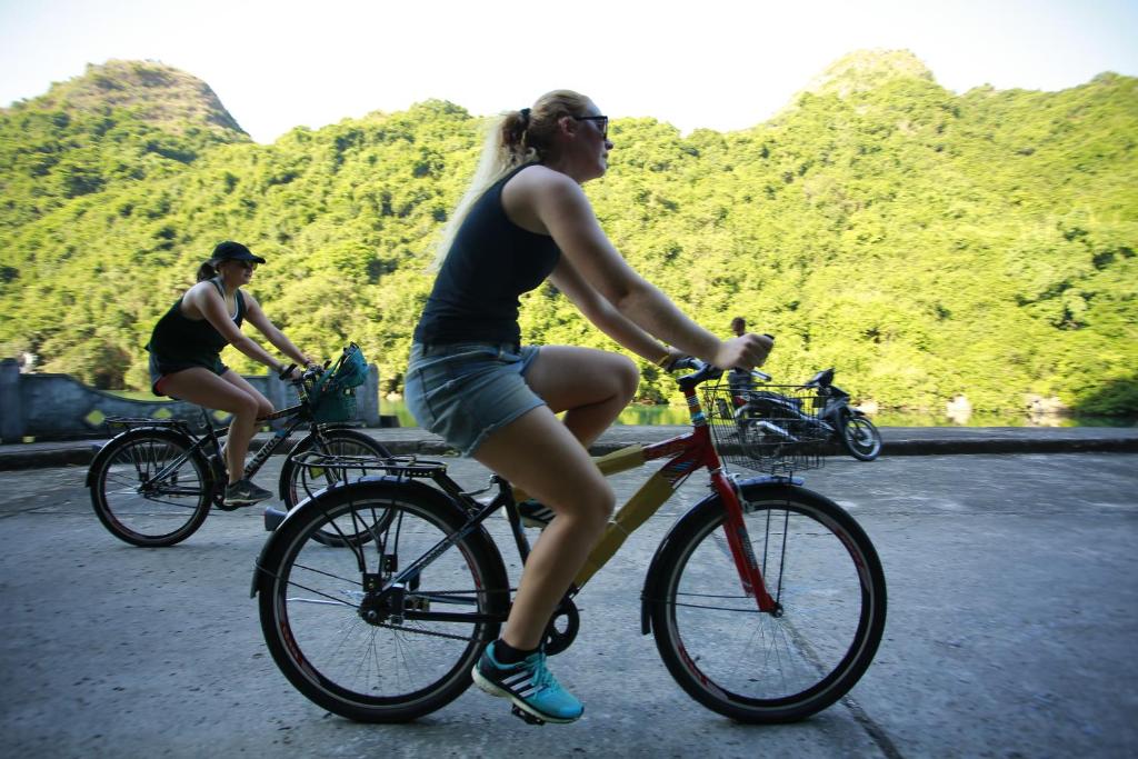 Sunlight Boutique Cruise - Cat Ba island - 5