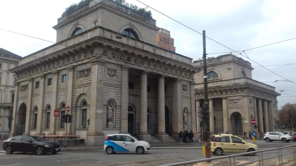 10 Via Giuseppe Sirtori - 17