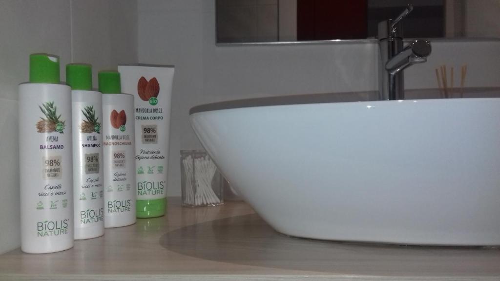 10 Via Giuseppe Sirtori - 7