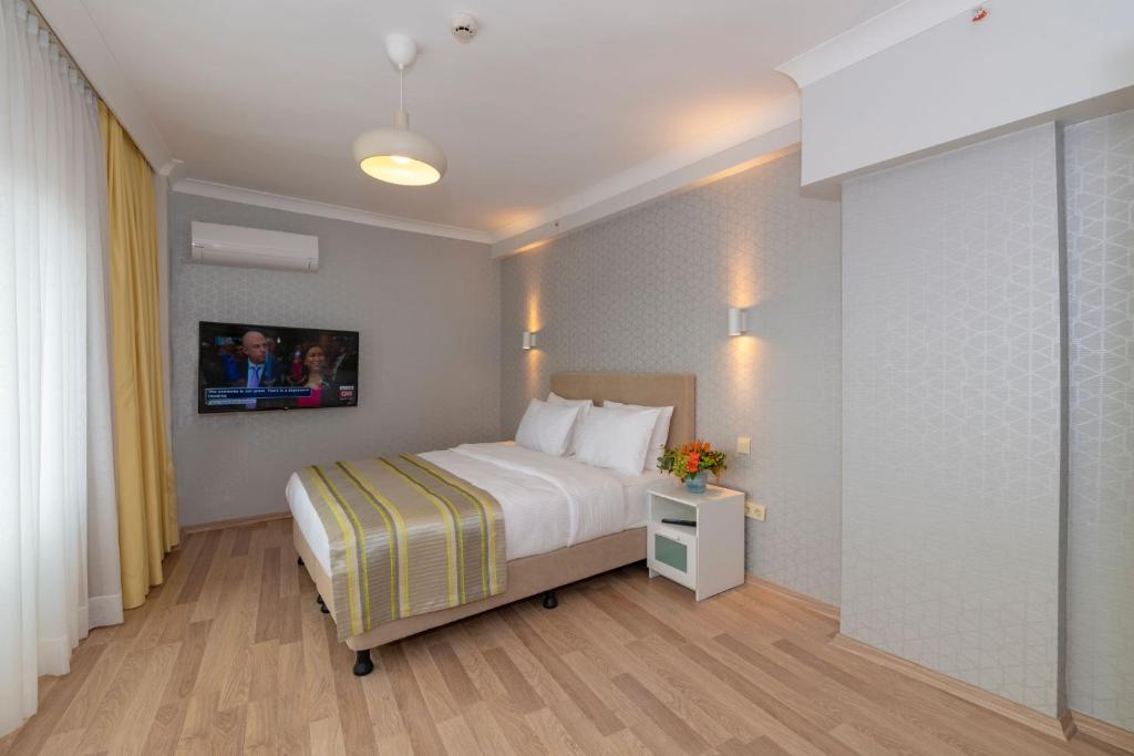 Feri Suites - Deluxe Suite