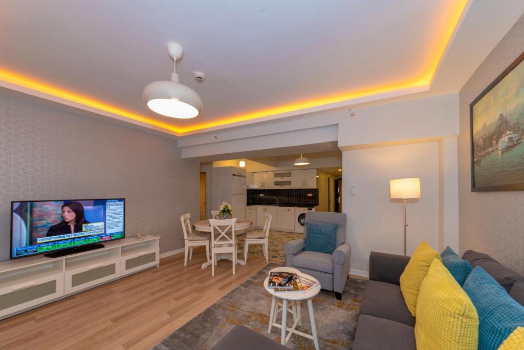Feri Suites - Suite With Balcony