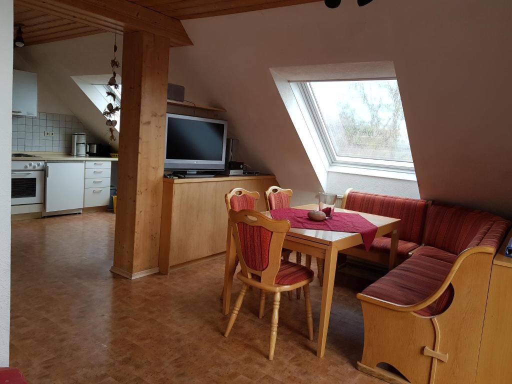 Ferienhof Musch GbR - Apartment With Balcony