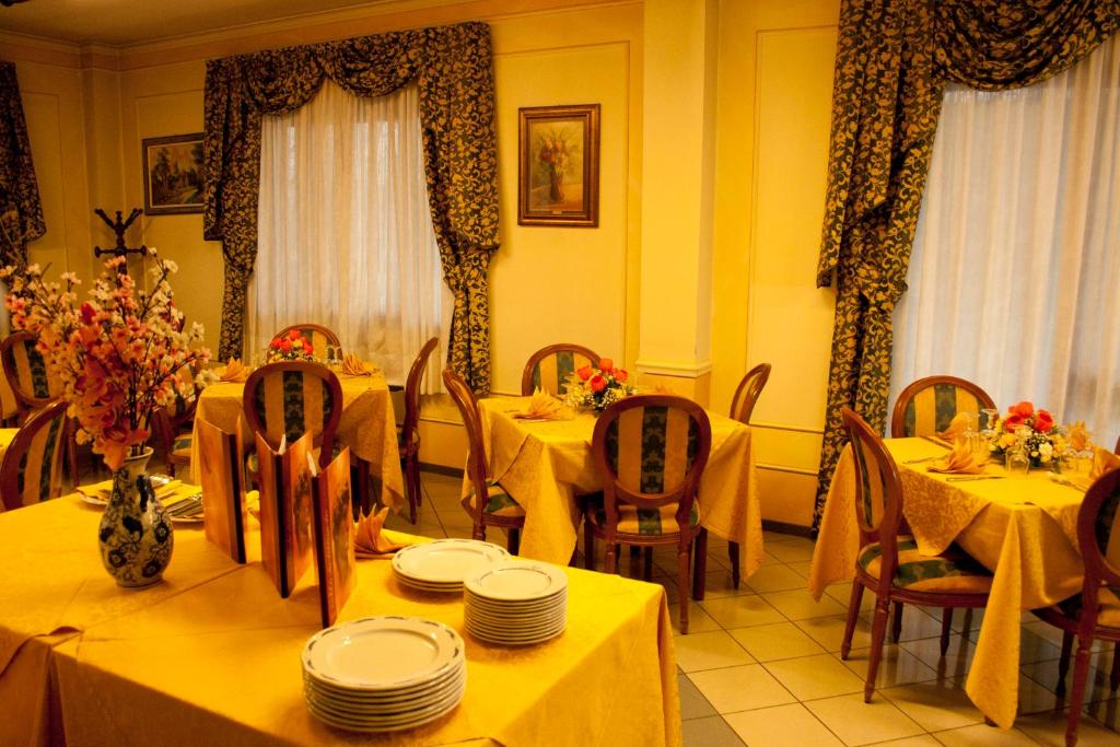 Restaurace v ubytování Hotel Michelangelo