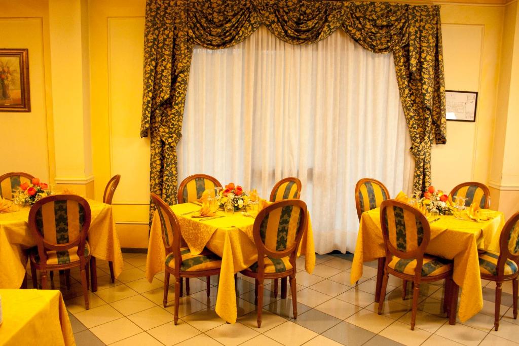 Restaurace v ubytování Hotel Michelangelo