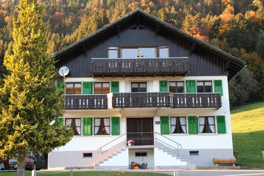 Budova, kde se apartmán nachází