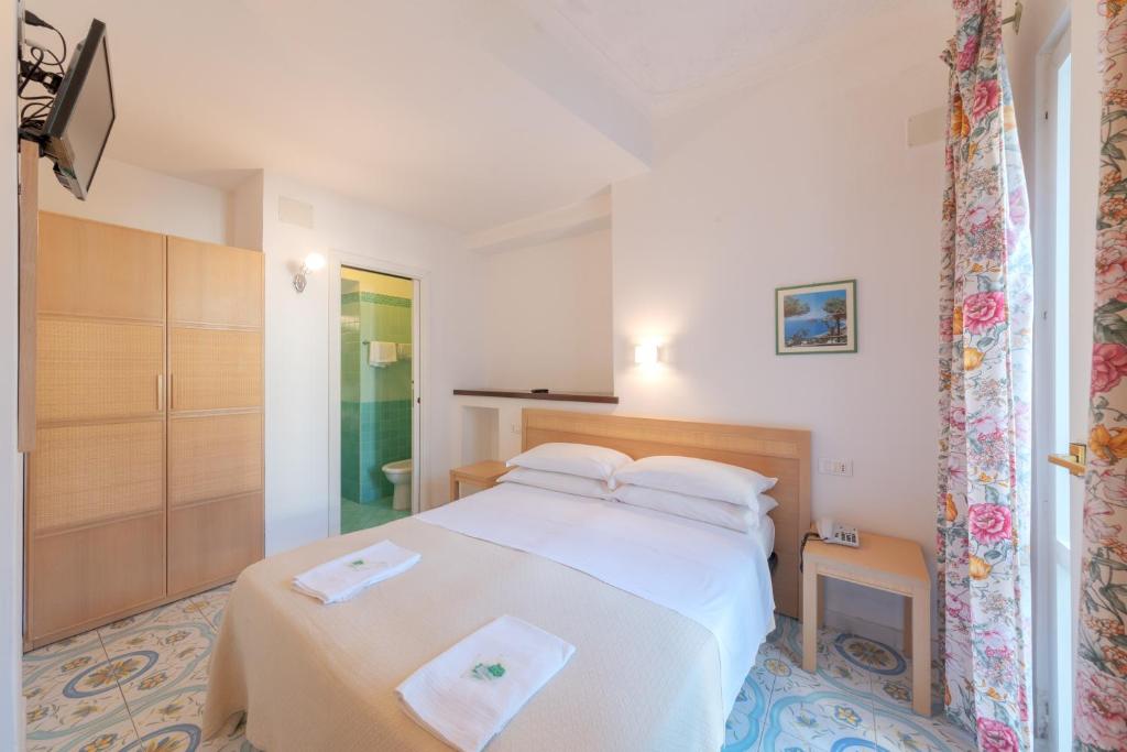 Hotel Europaにあるベッド