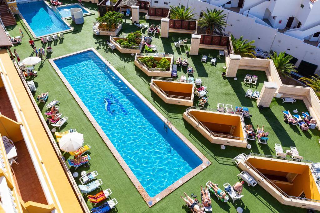 Bazén v ubytovaní Villa De Adeje Beach alebo v jeho blízkosti