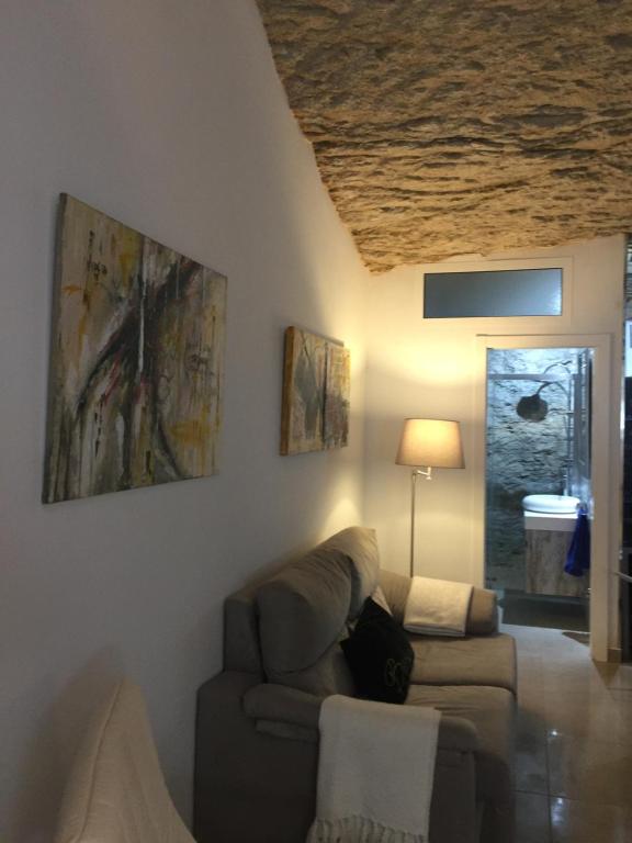 Posezení v ubytování Casa Cueva Un Rincón en la Roca