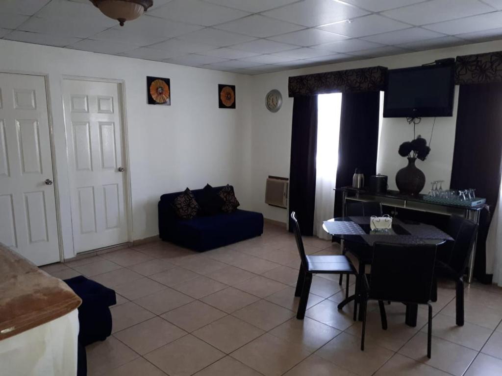 Posezení v ubytování Hotel California Panama