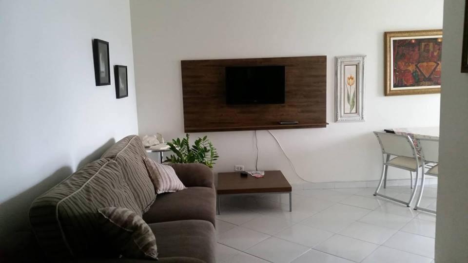  Apartamento frente ao mar