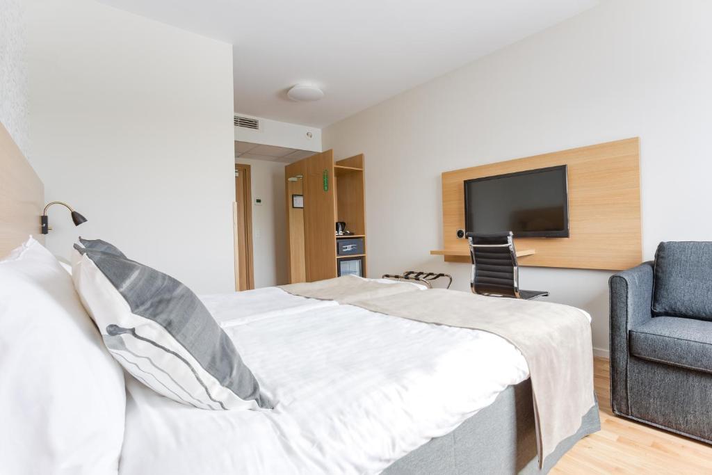 TV a/nebo společenská místnost v ubytování Hotel Spekeröd