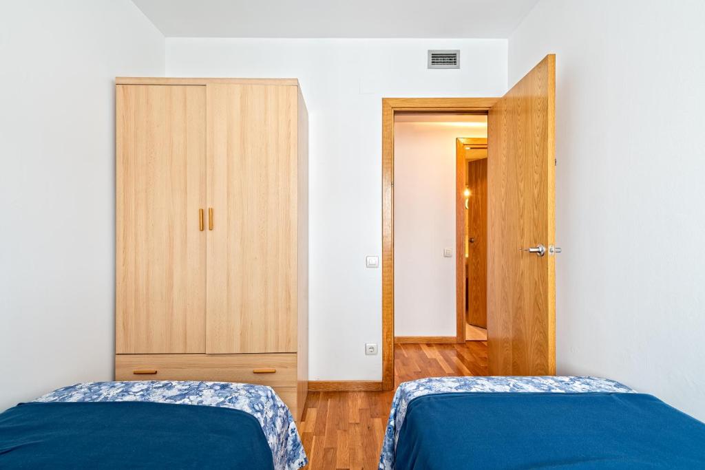 Cálido apartamento con piscina en Barcelona, Ripollet ...