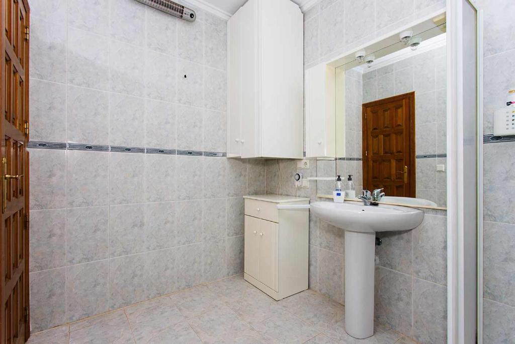 Koupelna v ubytování CH Villa Murillo Ciudad Quesada