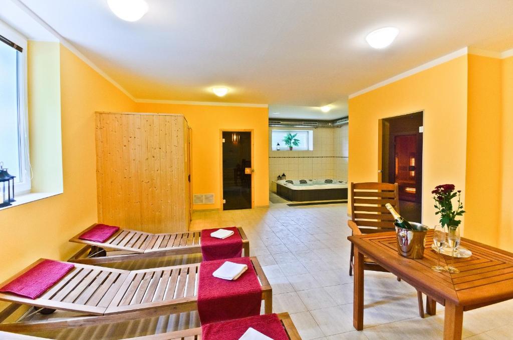 Część wypoczynkowa w obiekcie Hotel Resort Luna