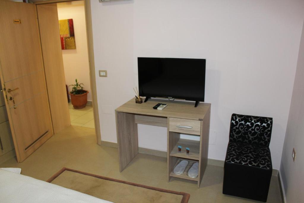 TV a/nebo společenská místnost v ubytování Hotel Piemonte