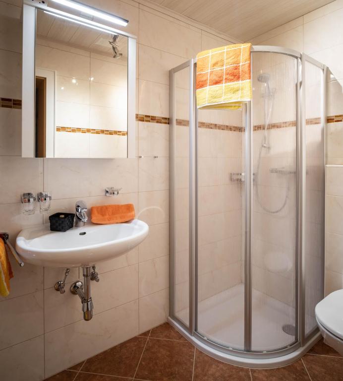 Kúpeľňa v ubytovaní Haus Annemarie Apartments Kartitsch - Hochpustertal