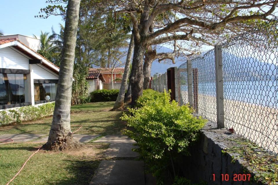  Ilhabela Beach House