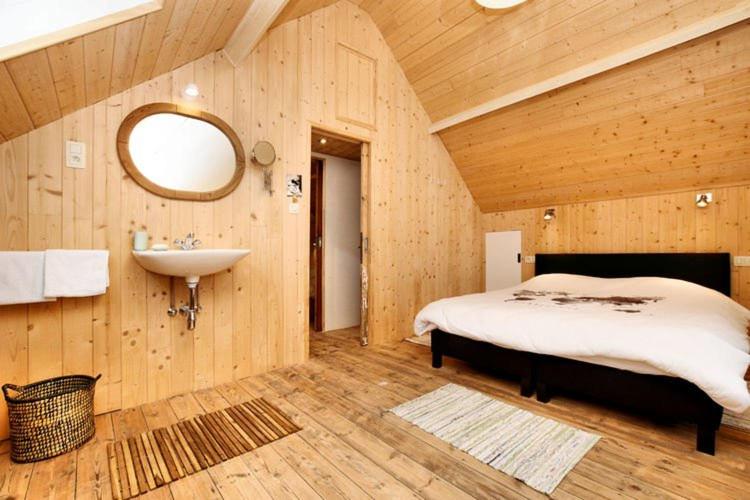 Postel nebo postele na pokoji v ubytování Vakantiewoning Martha
