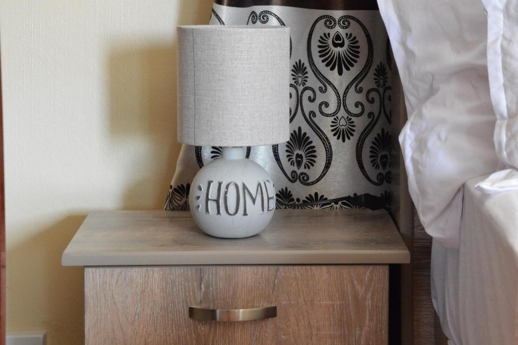 Riverside Holiday Home - 19