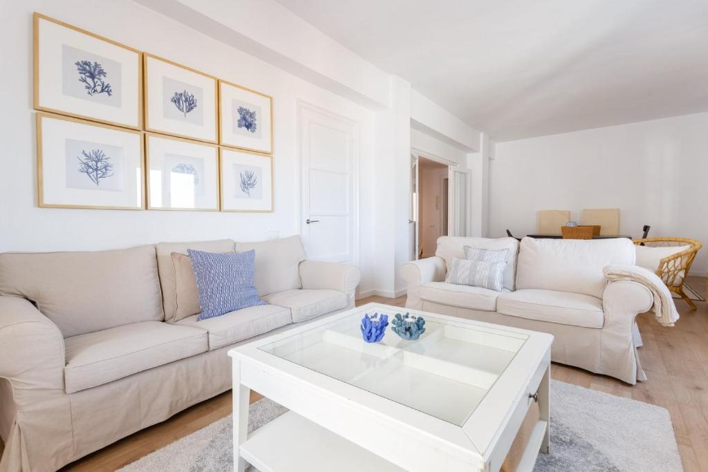 Posedenie v ubytovaní FARO Family Home by Cadiz4Rentals