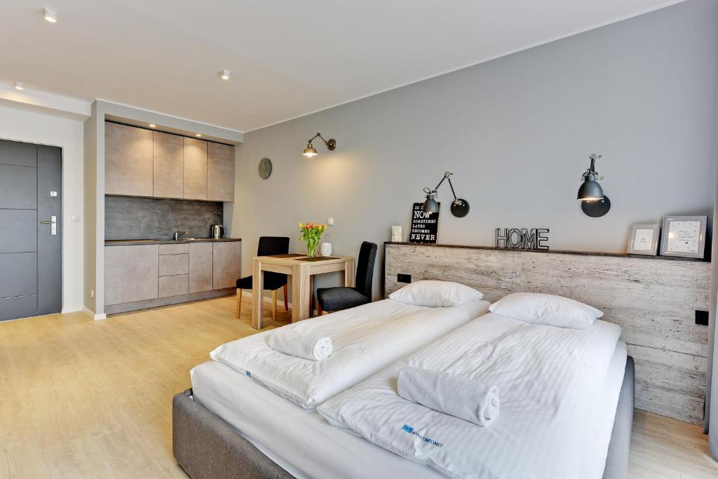 Apartamenty Apartinfo Chmielna Park - Студийная квартира с River View без парковки