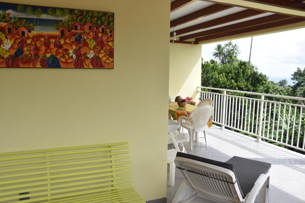 Haut de villa dans son écrin de verdure - Casa De Dos Dormitorios