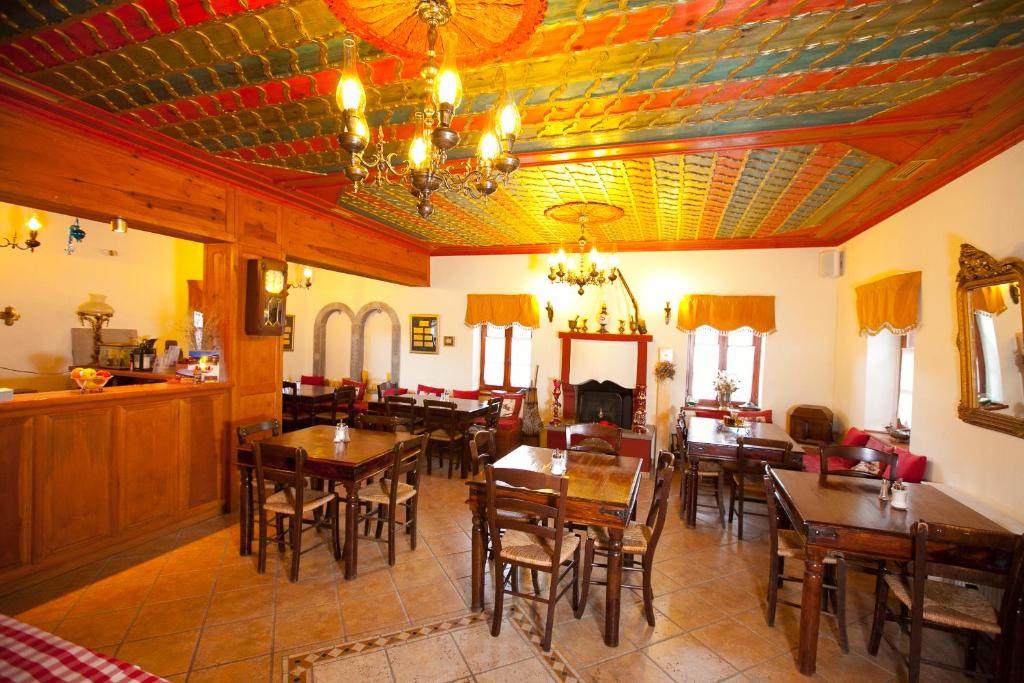 Restaurace v ubytování Hotel Machalas