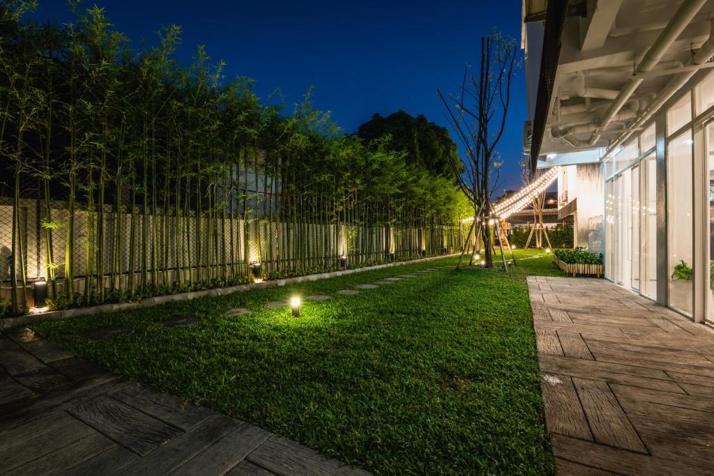 Your Space Hotel Prasingh - Resim 24