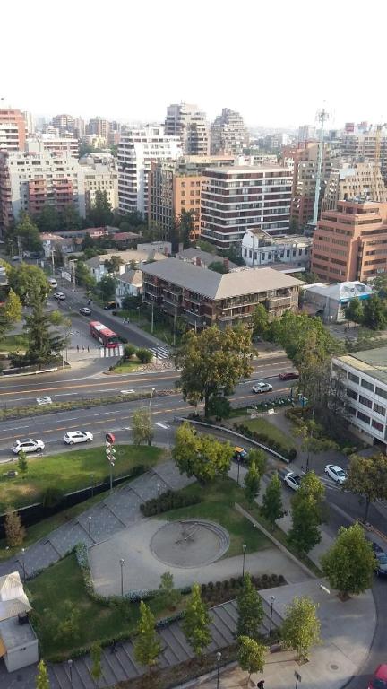 Nespecifikovaný výhled na destinaci Santiago nebo výhled na město při pohledu z aparthotelu