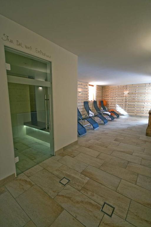 Bazén v ubytování Hotel La Molinella nebo v jeho okolí