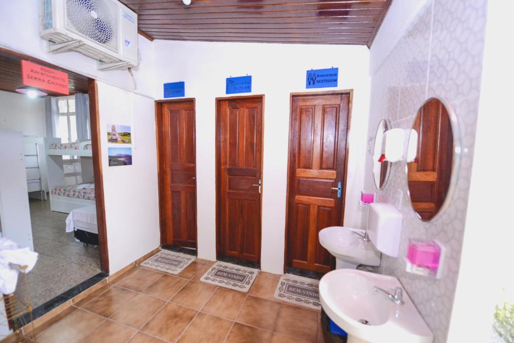 Hotel Hostel Caçari  Hotel Hostel Caçari