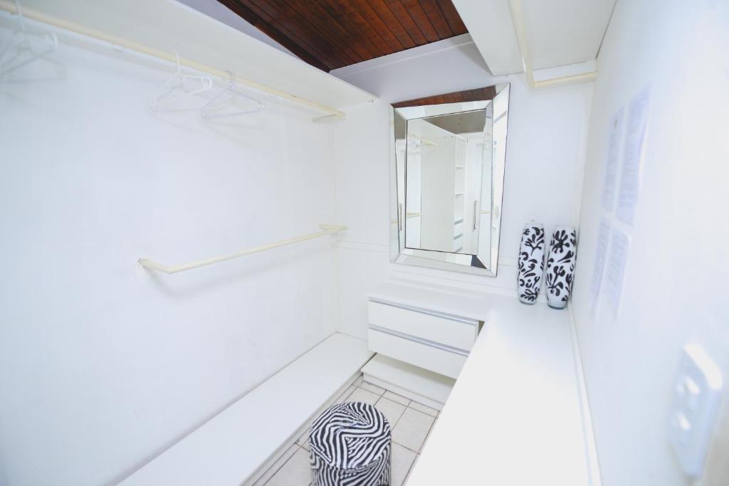 Hotel Hostel Caçari  Hotel Hostel Caçari