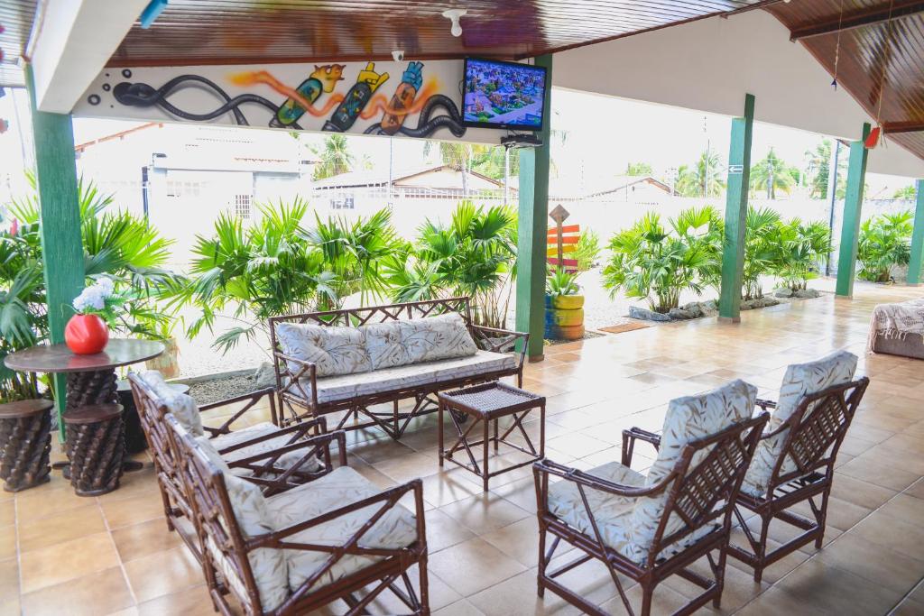 Hotel Hostel Caçari  Hotel Hostel Caçari