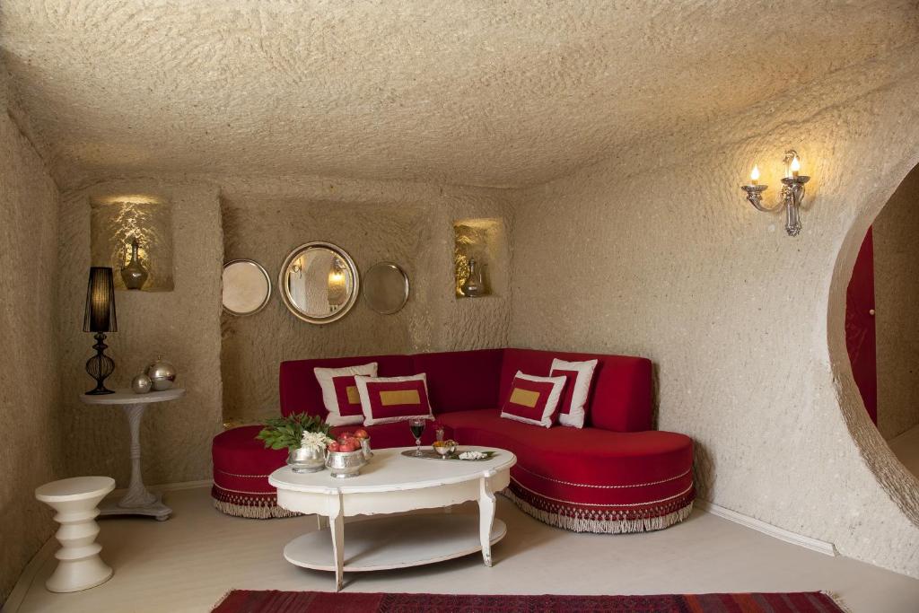 Posezení v ubytování Hezen Cave Hotel