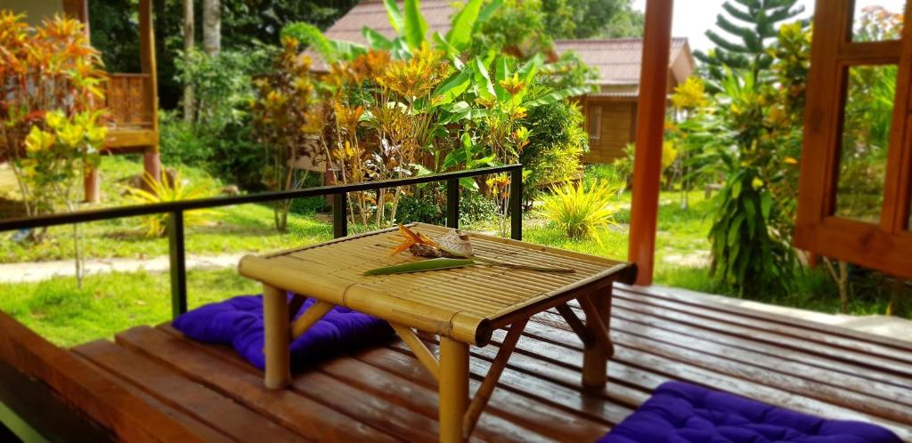 Koh Jum Coral Bay Resort - 7