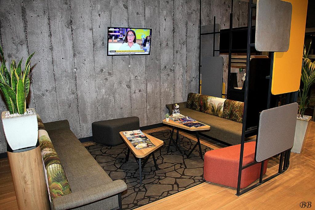 B&B HOTEL Bordeaux Centre Gare Saint-Jean - Resim 29