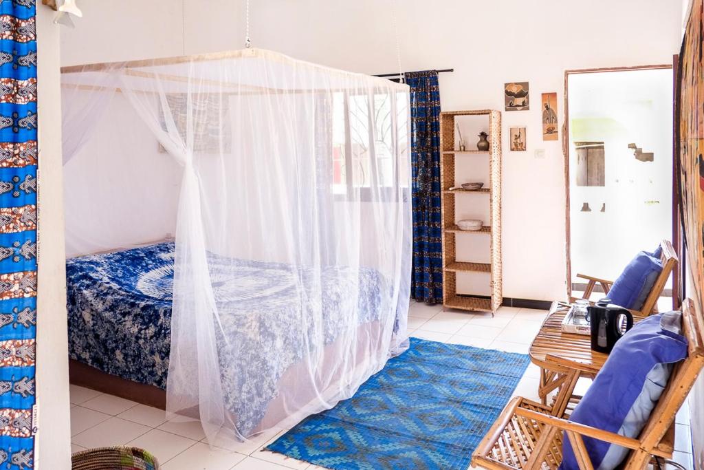 Keur Dofie - Double Room With Private Bathroom
