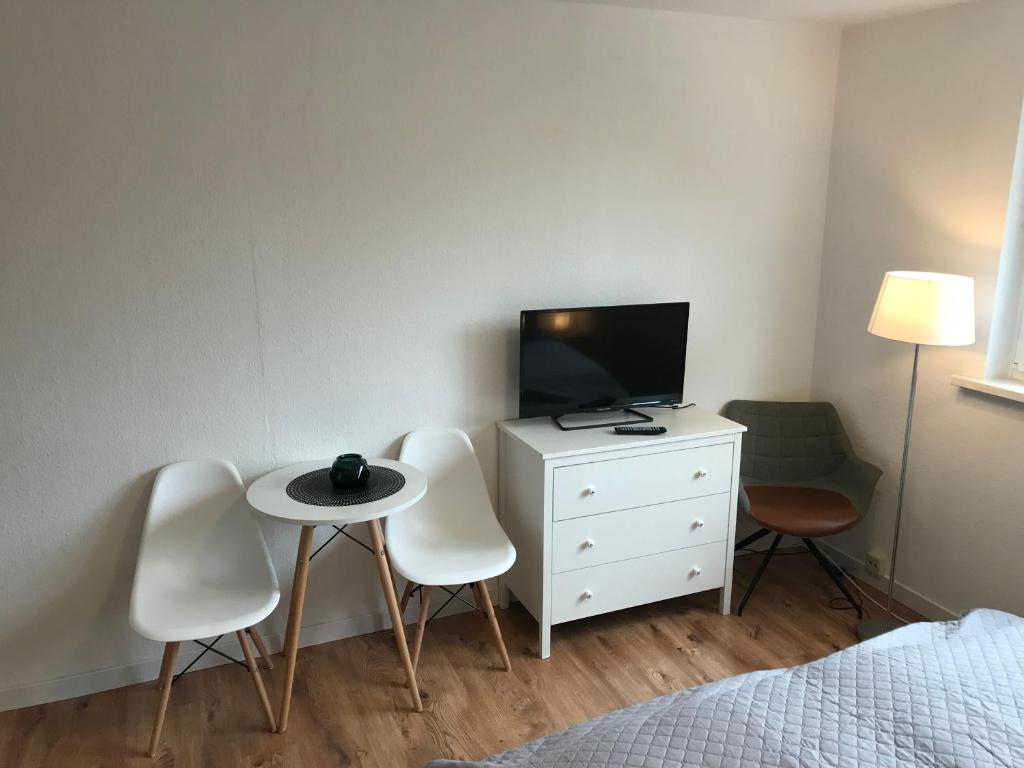 Gallery image of An der Uniklinik, Apartment mit eigener Küche und renoviertem Badezimmer, Zentrale Lage in Homburg