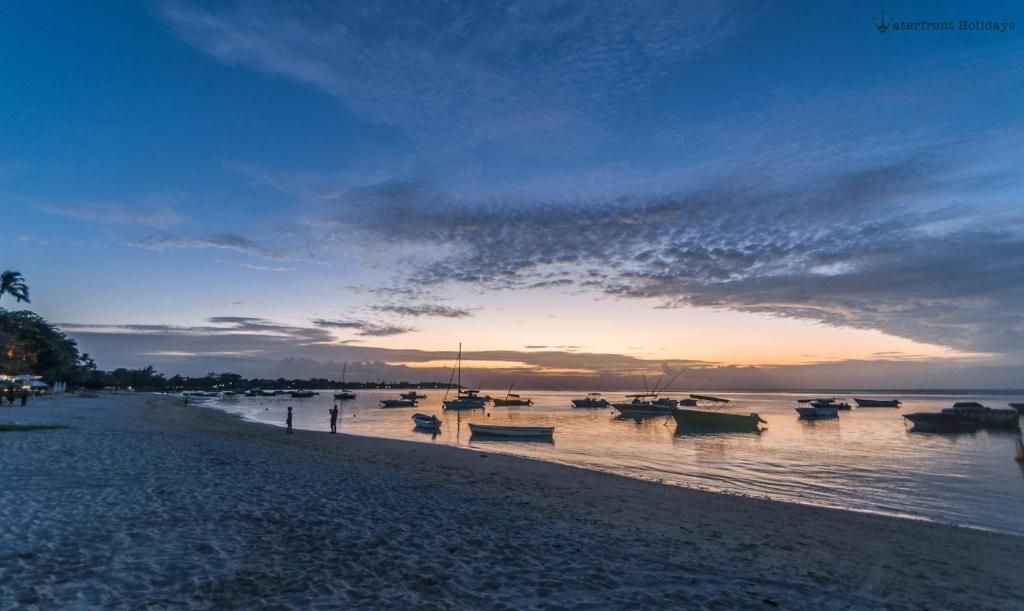 O'Biches Beachfront Complex - Trou aux Biches - 17