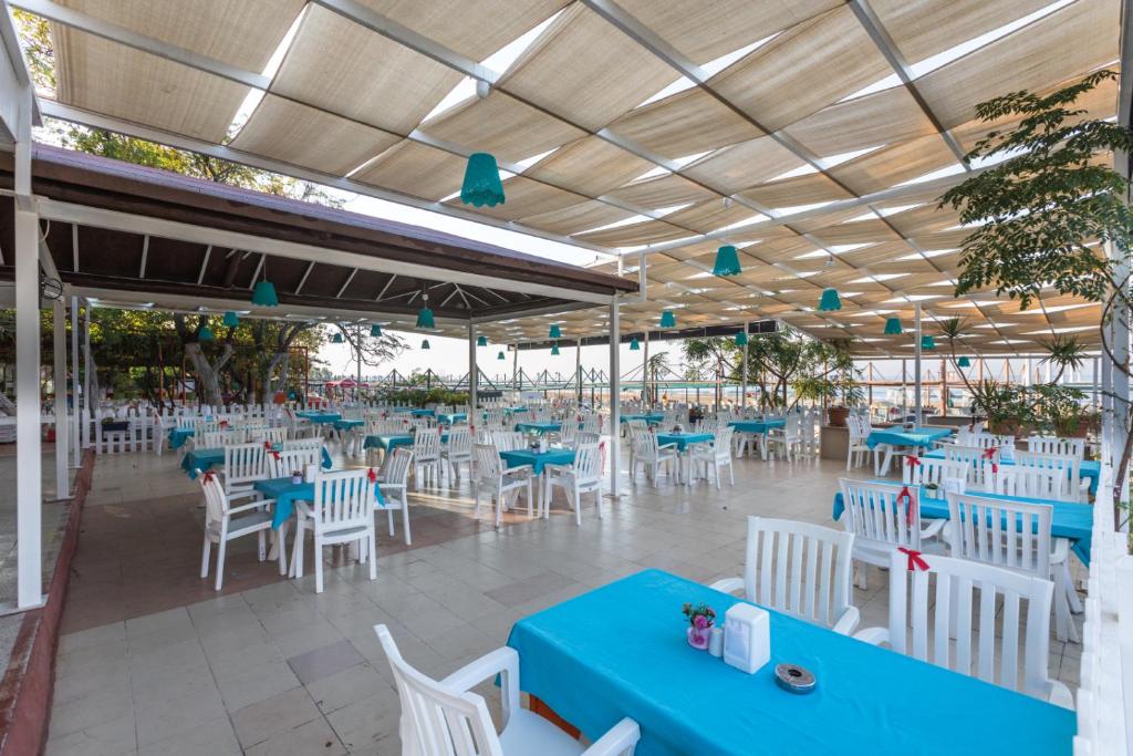 Restaurace v ubytování Helios Hotel