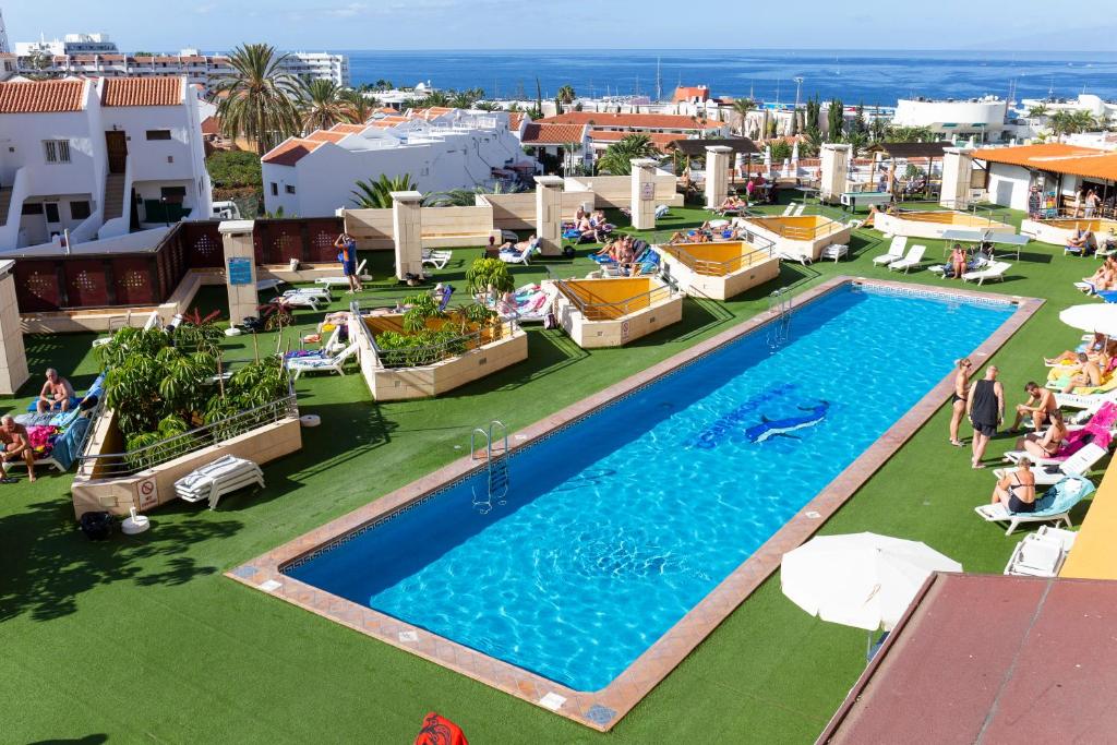 Bazén v ubytovaní Villa De Adeje Beach alebo v jeho blízkosti